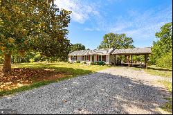 382 Lamb Road, Moreland GA 30259