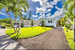 2670 SW 54th St, Dania Beach FL 33312