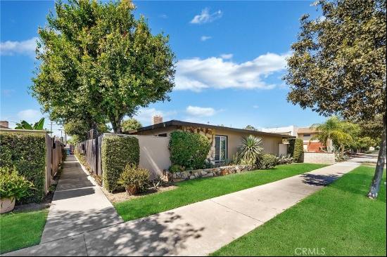 796 N Shattuck Place, Orange CA 92867