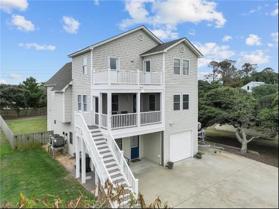 121 W Danube Street, Nags Head NC 27959