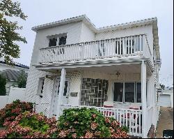 411 E Chester Street #upper, Long Beach NY 11561