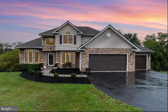 3545 Eagle Ridge Court, Hanover PA 17331