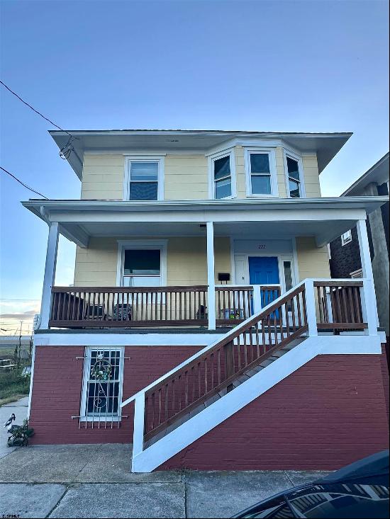 222 Seaside Ave, Atlantic City NJ 08401