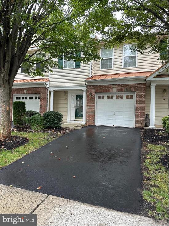 322 Amy Way, Cinnaminson NJ 08077