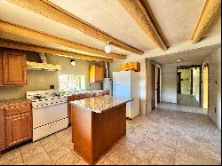 32 Archuleta Road, Ranchos De Taos NM 87557