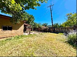 32 Archuleta Road, Ranchos De Taos NM 87557