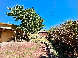 32 Archuleta Road, Ranchos De Taos NM 87557