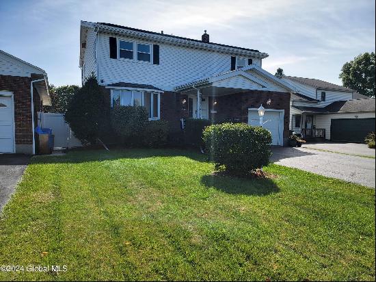 99 Rose Court, Albany NY 12209