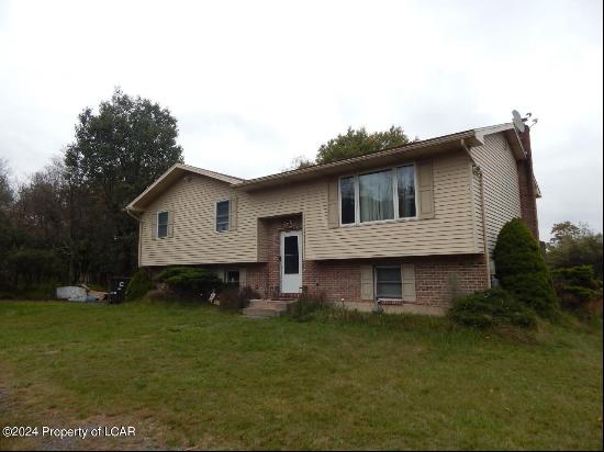 407 Patten Circle, Albrightsville PA 18210