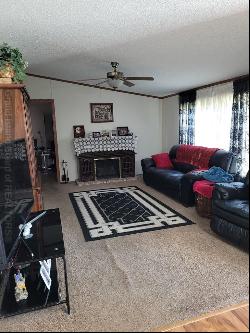 339 N 11th St, Loup City NE 68853