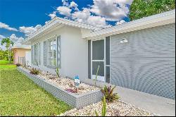 102 SE 44th St, Cape Coral FL 33904