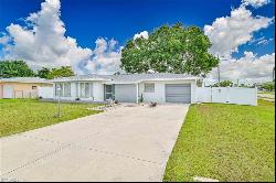 102 SE 44th St, Cape Coral FL 33904