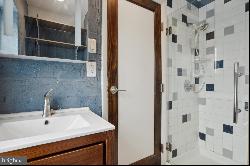 1183 S 13th Street Unit D, Philadelphia PA 19147