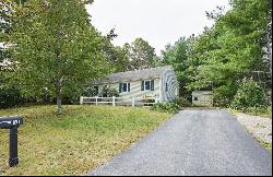 31 Manamok Cir, Sandwich MA 02563