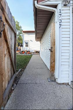 1707 25th Avenue S, Fargo ND 58103