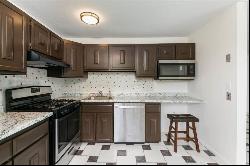 78 Edgelawn Ave #10, North Andover MA 01845