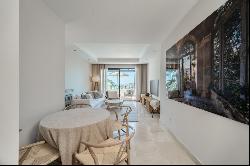 Modern penthouse with a large terrace in La Quinta Suites, Benah, Benahavis 29679