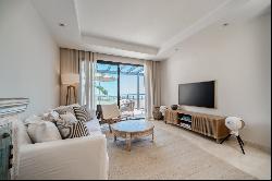 Modern penthouse with a large terrace in La Quinta Suites, Benah, Benahavis 29679