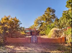 1046 Camino Del Medio, Taos NM 87571