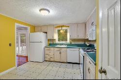 28 Lancaster Road, Cromwell CT 06416