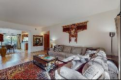 814 Camino De Monte Re Unit 212, Santa Fe NM 87505