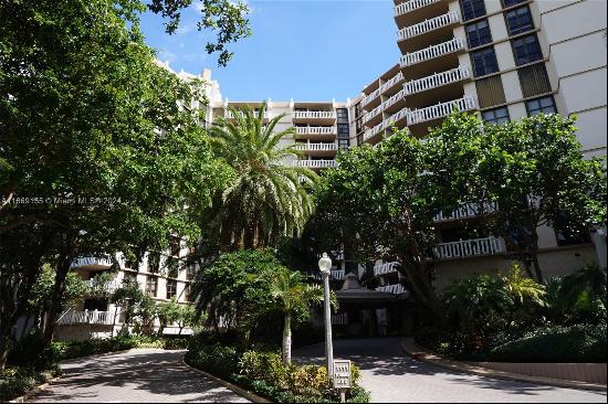 1121 Crandon Blvd Unit E1006, Key Biscayne FL 33149