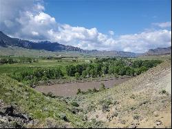 80 Haman McCall Tr, Wapiti WY 82450