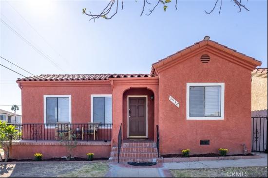 1537 S Gaffey, San Pedro CA 90731