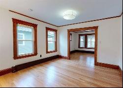 73 Dartmouth St #2, Belmont MA 02478