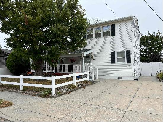 415 N Harvard Ave, Ventnor Heights NJ 08402