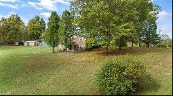 333 Roberts Drive, Belpre OH 45714