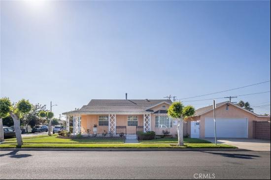 1001 W 134th Street, Compton CA 90222