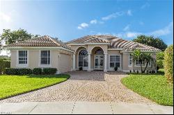 96 Forest Hills Blvd, Naples FL 34113