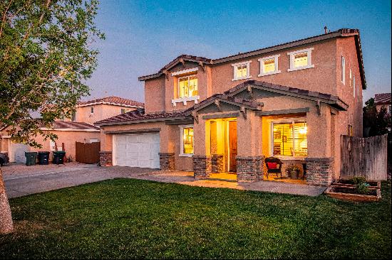 3158 Summer Breeze Avenue, Rosamond CA 93560