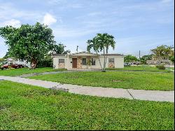 1300 SW 93rd Ct, Miami FL 33174