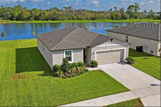 1256 Oak Valley Drive, Auburndale FL 33823