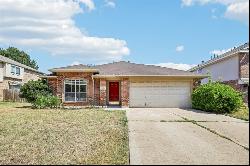 728 Cardinal Drive, Saginaw TX 76131