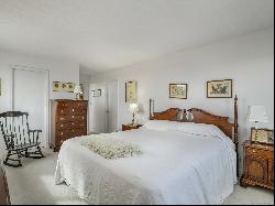 1 Strawberry Hill Avenue #APT 14F, Stamford CT 06902