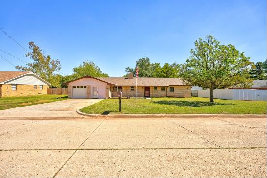 2324 Apache Street, Choctaw OK 73020