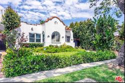 8933 Dorrington Avenue, West Hollywood CA 90048