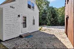 408 Old Main Road, North Falmouth MA 02556