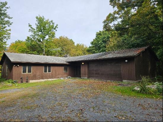 6166 Ridge Road, Sullivan NY 13037