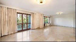 Large flat with parking for sale in Paseo Mallorca, Palma, Major, Palma de Mallorca 07000