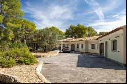 Charming 4-Bedroom Villa for Sale in Pedreguer, Denia – Close to, Dénia 03700