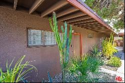 975 E Camino Parocela, Palm Springs CA 92264