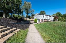 629 Knoll Lane, Upper Burrell PA 15613