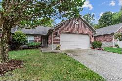 1926 Majestic Meadows Drive, Clarksville IN 47129