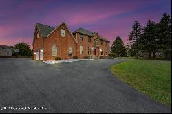 105 Crossgate Drive, South Abington Twp PA 18411