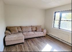 33 River Street #8, Windsor CT 06095