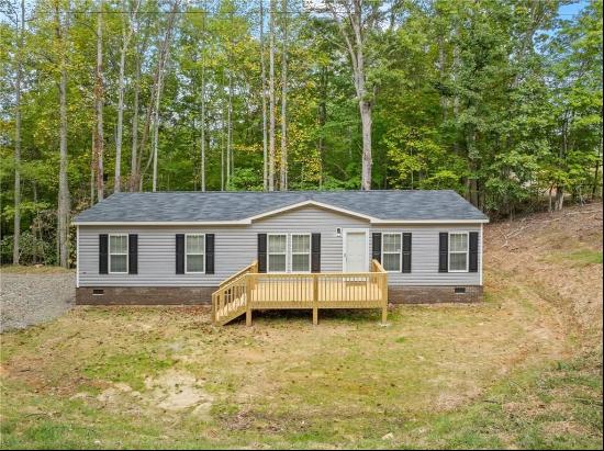 491 Cobb Mountain Road, Blairsville GA 30512